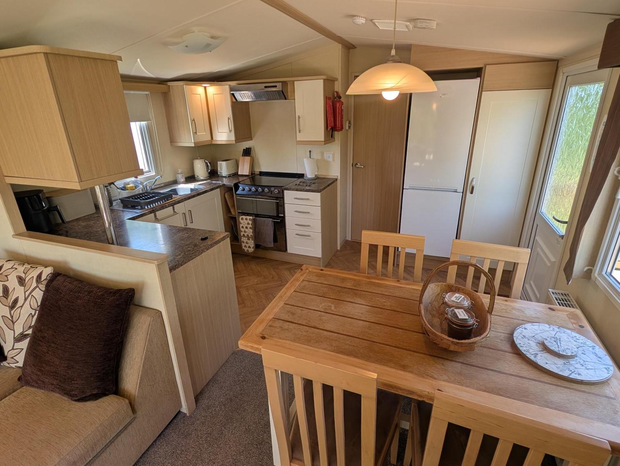 Red Squirrel Holiday Home In The Countryside, 10 Mins To Lligwy Beach Llandyfrydog Luaran gambar